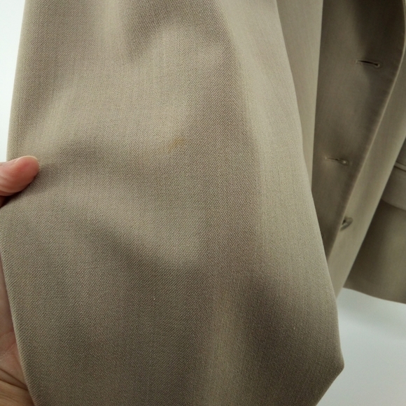 Selection de Givenchy Shearing Wool Tan Plus Size 24W Suit Jacket Skirt Vented - Picture 13 of 16